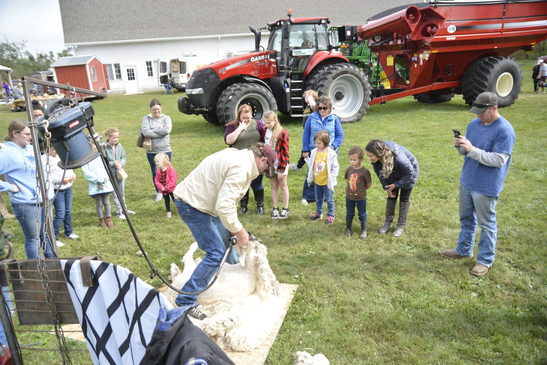 10-6-19 Prairie Loft HarvestFest (63).JPG